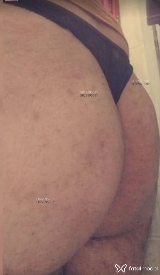 Acompanhante homem morena (o) de olhos castanhos em Volta Redonda - Passivodiscreto