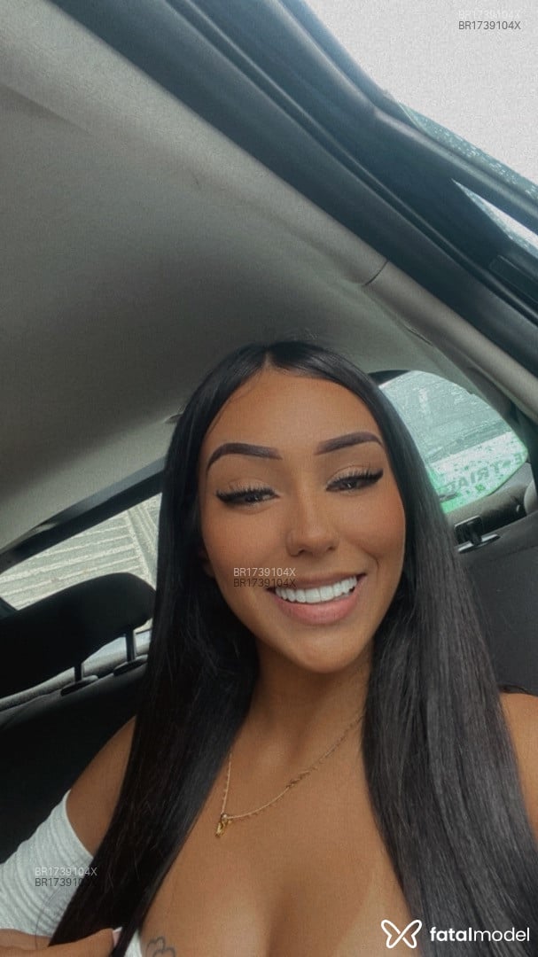 Acompanhante mulher morena (o) de olhos pretos em Rio de Janeiro - Giovanna Loreto