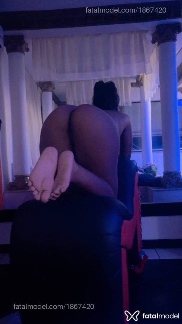 Acompanhante mulher morena (o) de olhos pretos em Resende - Nina Castro