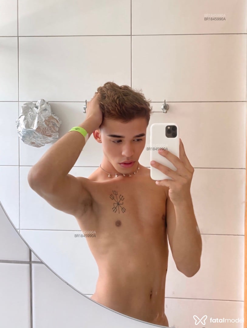 Acompanhante homem ruiva (o) de olhos castanhos em São Paulo - Guilherme Danttas