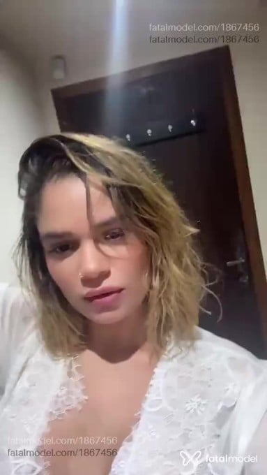 Acompanhante mulher loira (o) de olhos castanhos em Foz do Iguaçu Acompanhante mulher loira (o) de olhos castanhos em Foz do Iguaçu - Yasmim Garcia