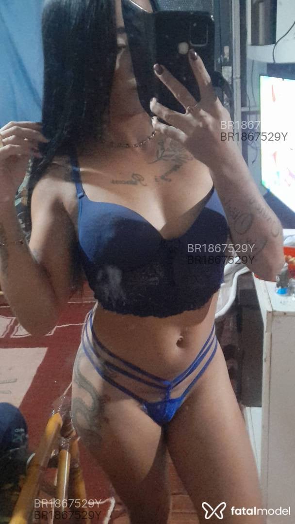 Acompanhante mulher morena (o) de olhos castanhos em Santiago - Bebel