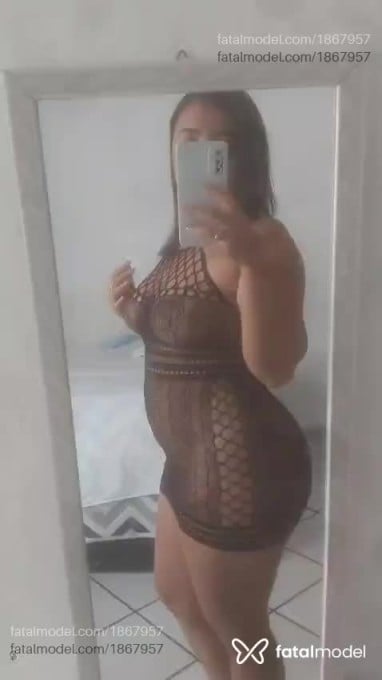 Acompanhante mulher com cabelo castanho de olhos castanhos - Lara Oliver