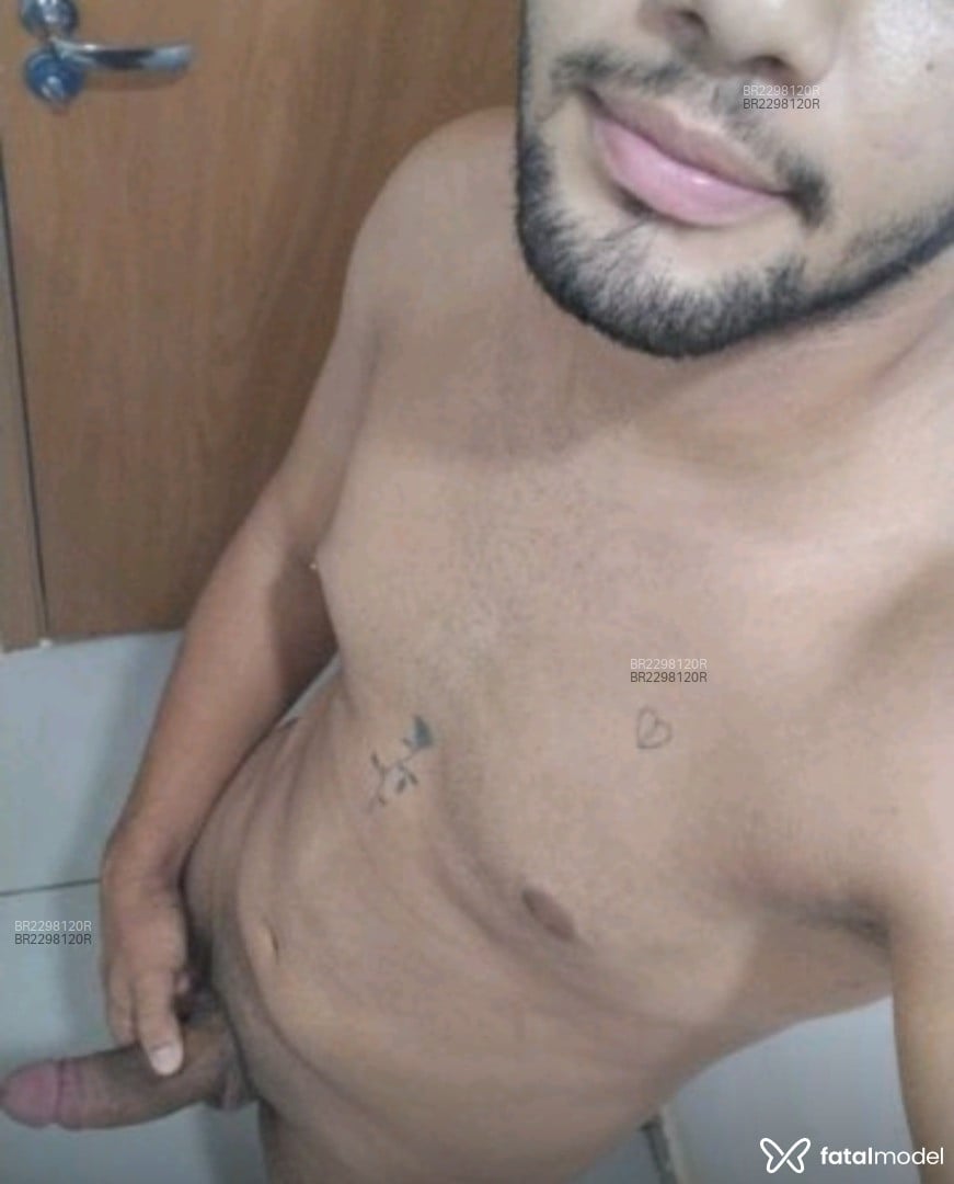 Acompanhante homem morena (o) de olhos castanhos em Vila Rica - Eduardo