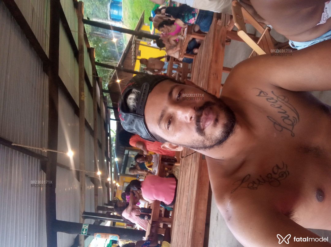 Acompanhante homem morena (o) de olhos pretos em Virtual - Leandro