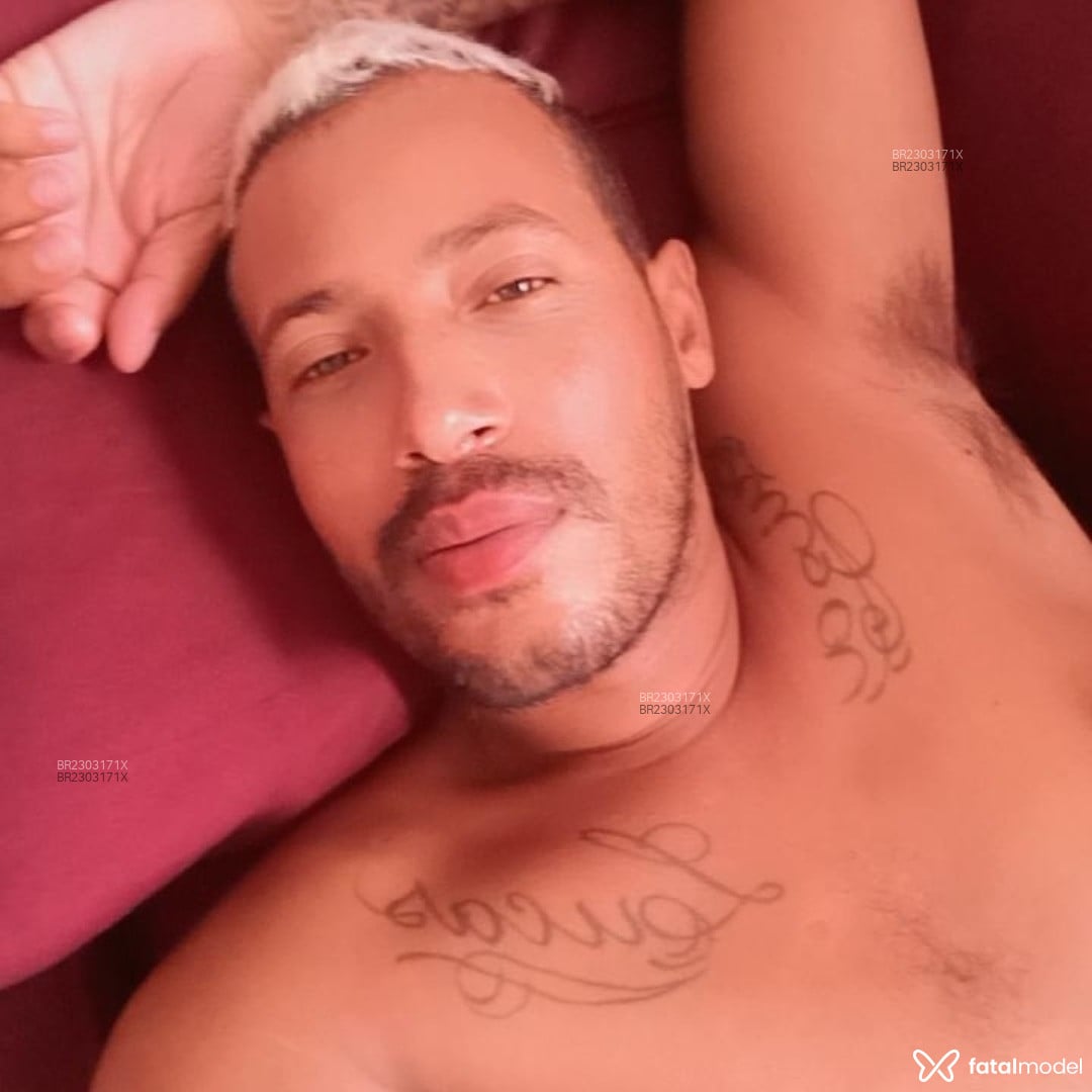 Acompanhante homem morena (o) de olhos pretos em Virtual - Leandro