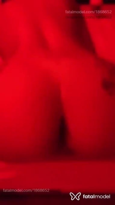 Acompanhante mulher com cabelo castanho de olhos castanhos em Gravataí - Pipokinha