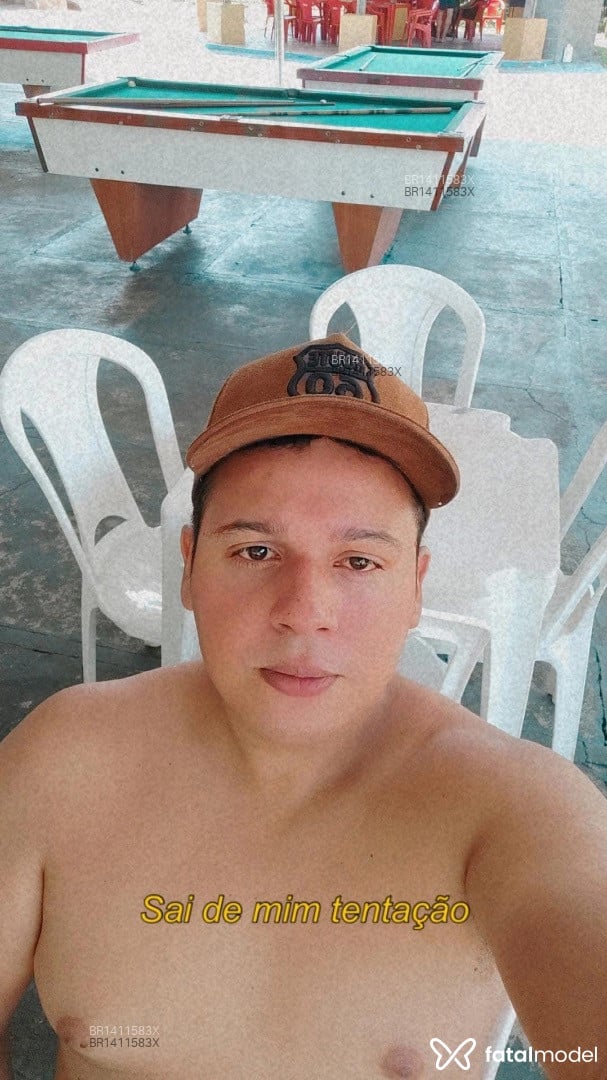 Acompanhante homem morena (o) de olhos castanhos em Goiânia - Sam Man