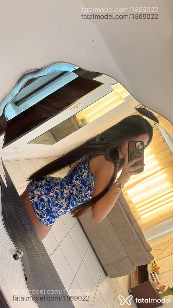Acompanhante mulher morena (o) de olhos pretos - Sara Acompanhante mulher morena (o) de olhos pretos - Sara
