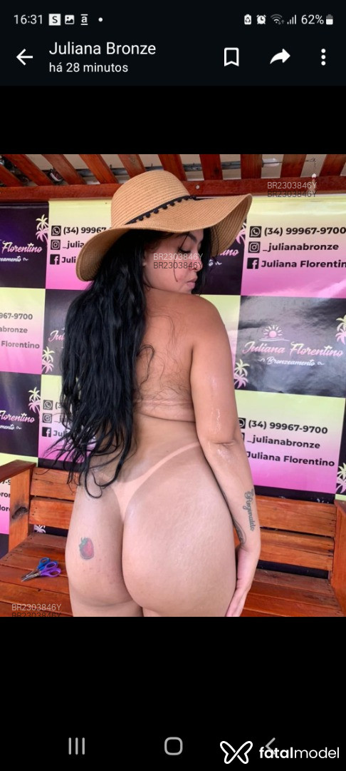 Acompanhante mulher morena (o) de olhos castanhos em Virtual Acompanhante mulher morena (o) de olhos castanhos em Virtual - Leandra