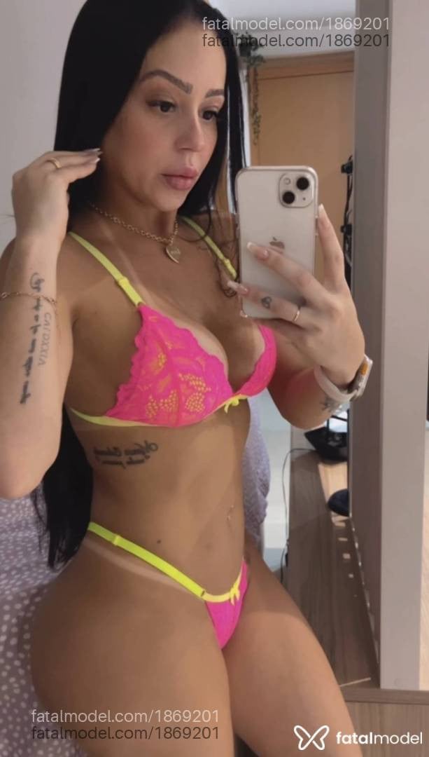 Acompanhante mulher morena (o) de olhos castanhos - Eduarda