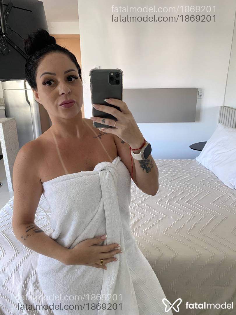 Acompanhante mulher morena (o) de olhos castanhos - Eduarda