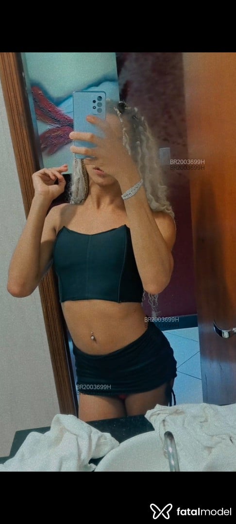 Acompanhante mulher trans morena (o) de olhos castanhos em Itabira Acompanhante mulher trans morena (o) de olhos castanhos em Itabira - Ruby Jennie