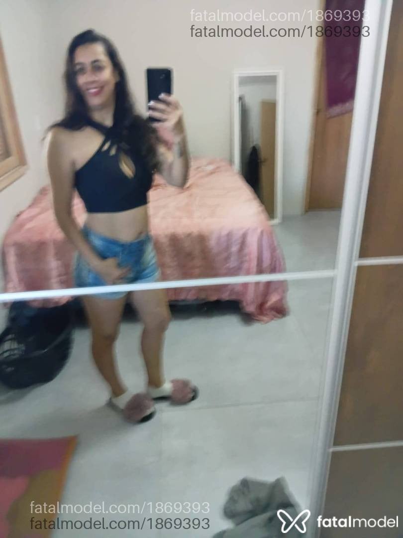 Acompanhante mulher com cabelo castanho de olhos castanhos em Torres - Alexandra