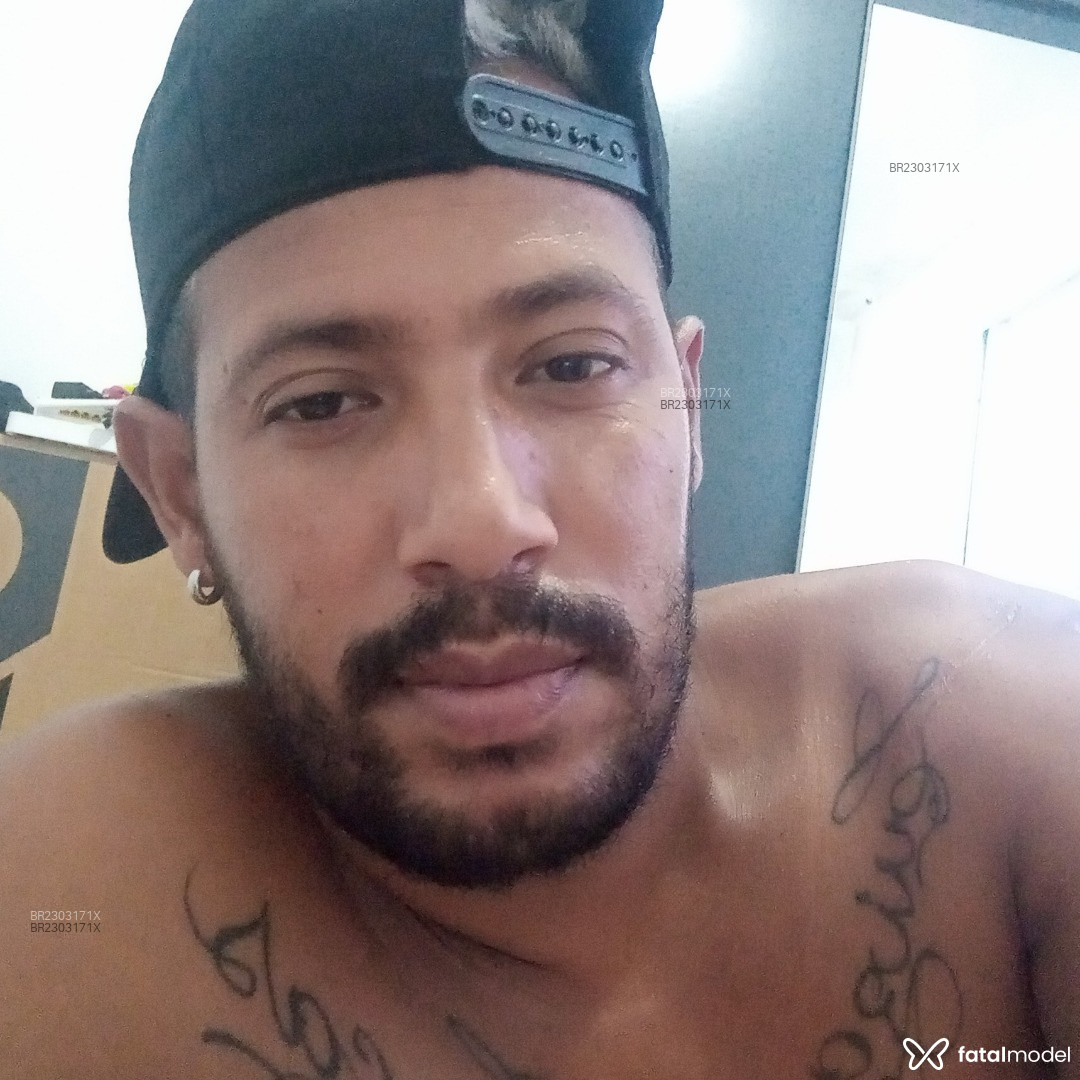 Acompanhante homem morena (o) de olhos pretos em Virtual - Leandro