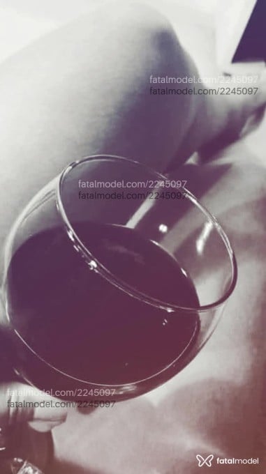 Acompanhante mulher morena (o) de olhos castanhos em Itaguaí - Jeniffer