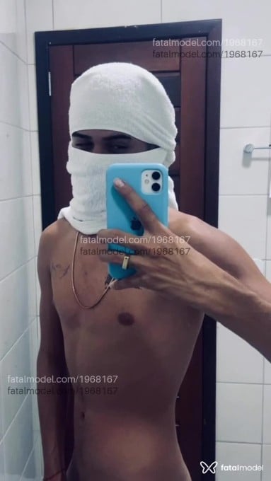 Acompanhante homem morena (o) de olhos castanhos - Lucas Acompanhante homem morena (o) de olhos castanhos - Lucas