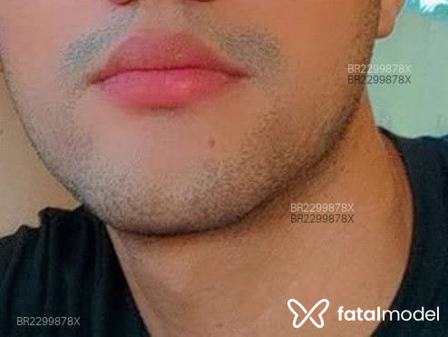 Acompanhante homem com cabelo castanho de olhos pretos - Gabriel Acompanhante homem com cabelo castanho de olhos pretos - Gabriel