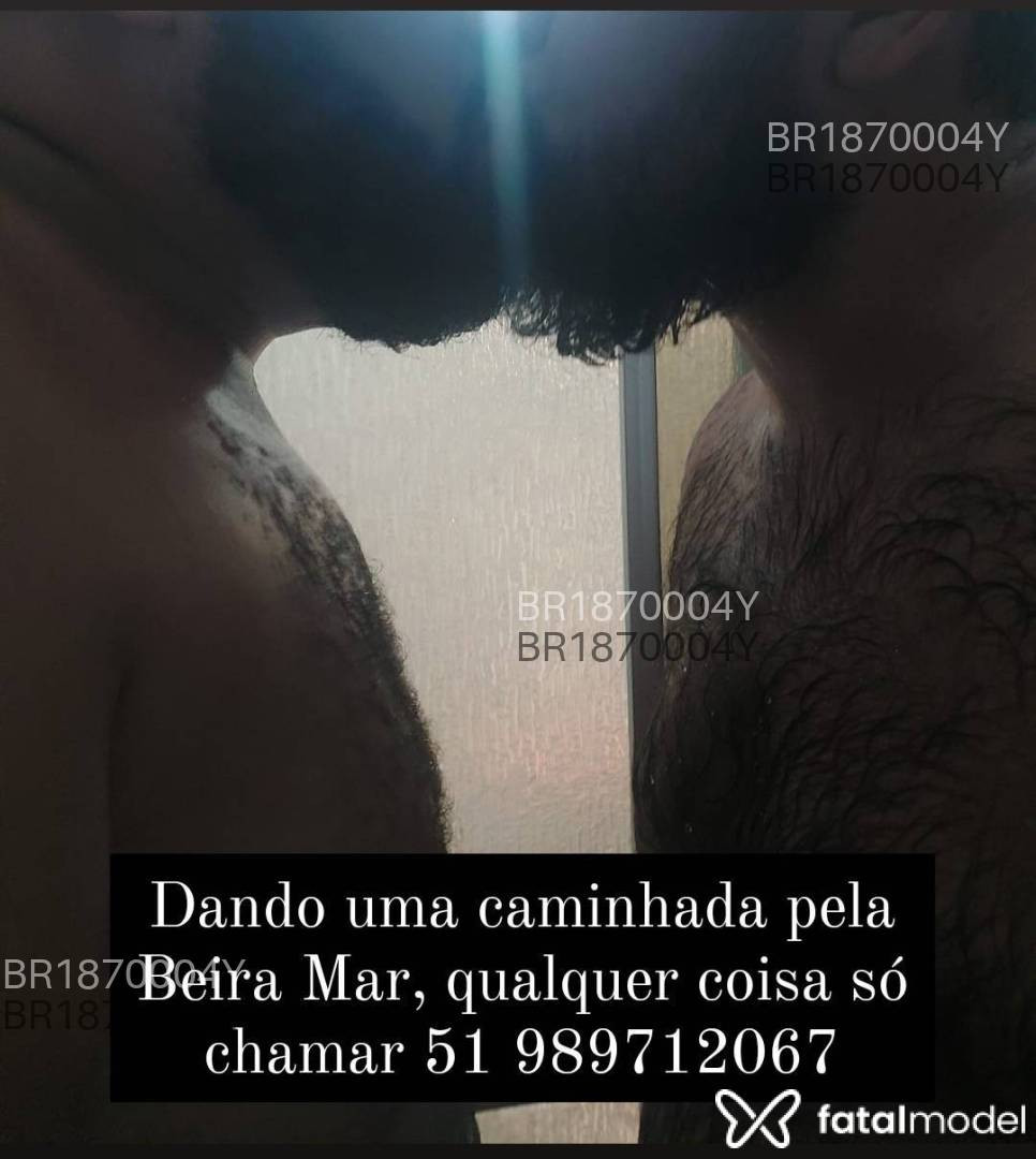 Acompanhante homem morena (o) de olhos castanhos - Doisursos Acompanhante homem morena (o) de olhos castanhos - Doisursos