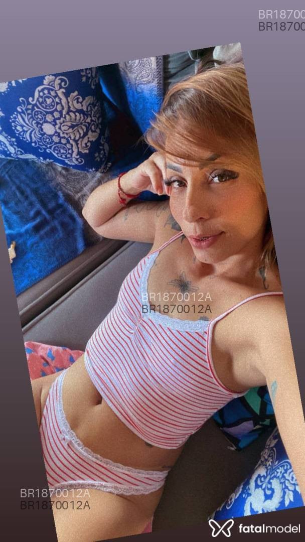 Acompanhante mulher loira (o) de olhos castanhos em Peixoto de Azevedo - Mirella Araújo