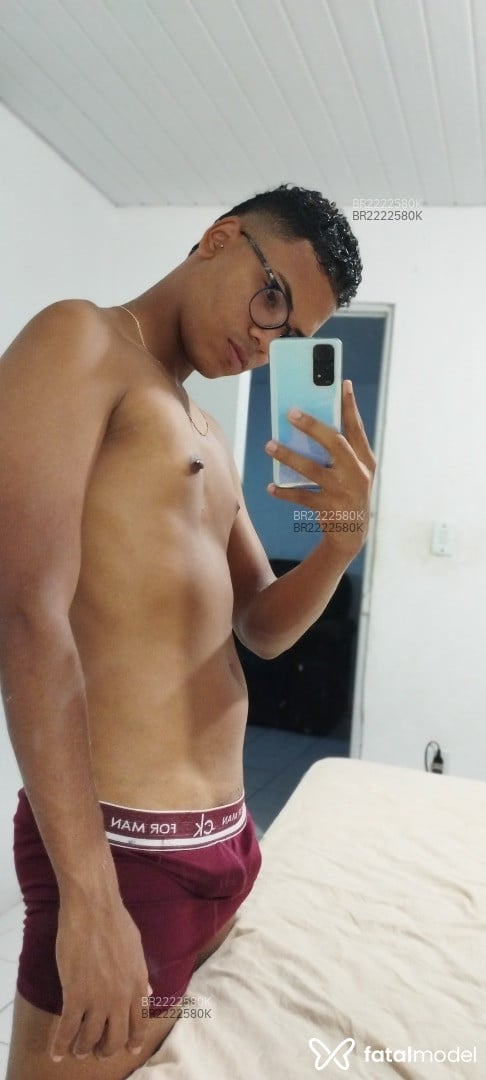 Acompanhante homem morena (o) de olhos pretos em Salvador - Lucas Videl