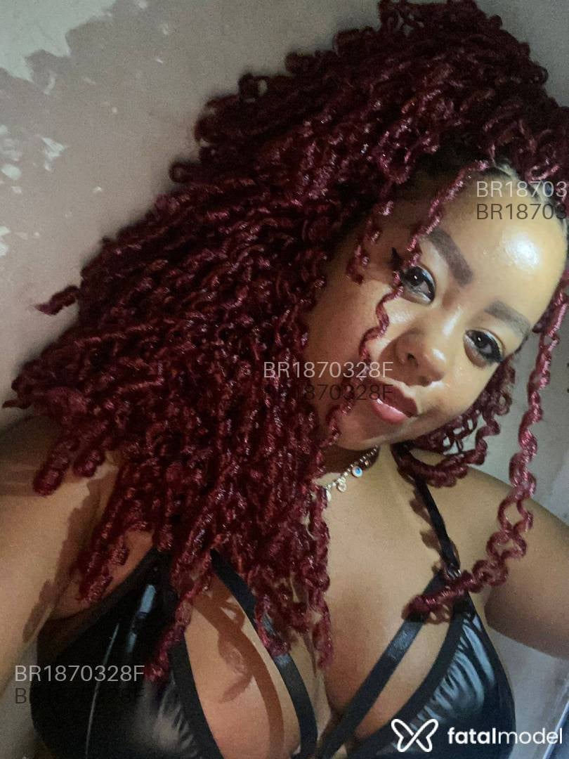 Acompanhante mulher ruiva (o) de olhos castanhos em Rio de Janeiro - Perola