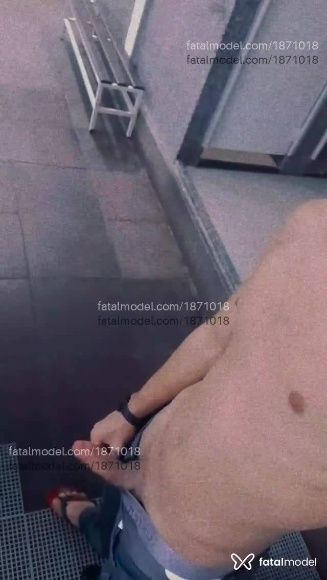 Acompanhante homem morena (o) de olhos castanhos em Alvorada Acompanhante homem morena (o) de olhos castanhos em Alvorada - CORINGA