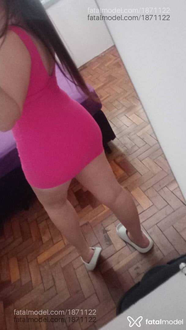 Acompanhante mulher com cabelo castanho de olhos mel - Manoela