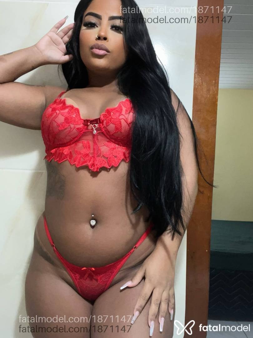 Acompanhante mulher morena (o) de olhos castanhos - Melissa