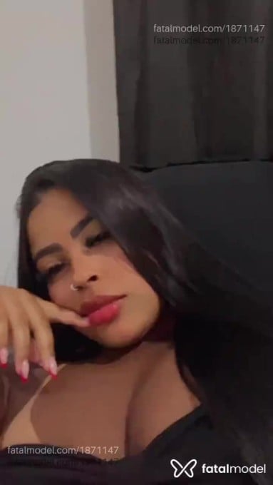 Acompanhante mulher morena (o) de olhos castanhos em Teófilo Otoni - Melissa
