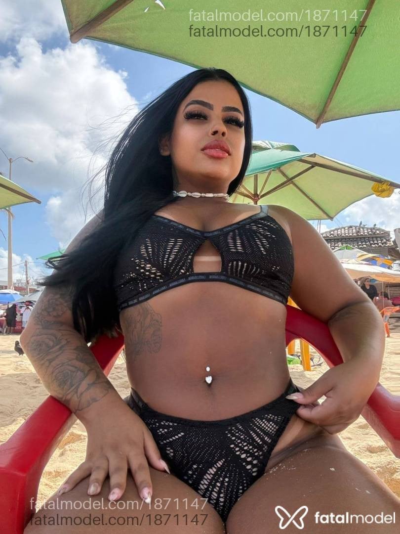 Acompanhante mulher morena (o) de olhos castanhos - Melissa
