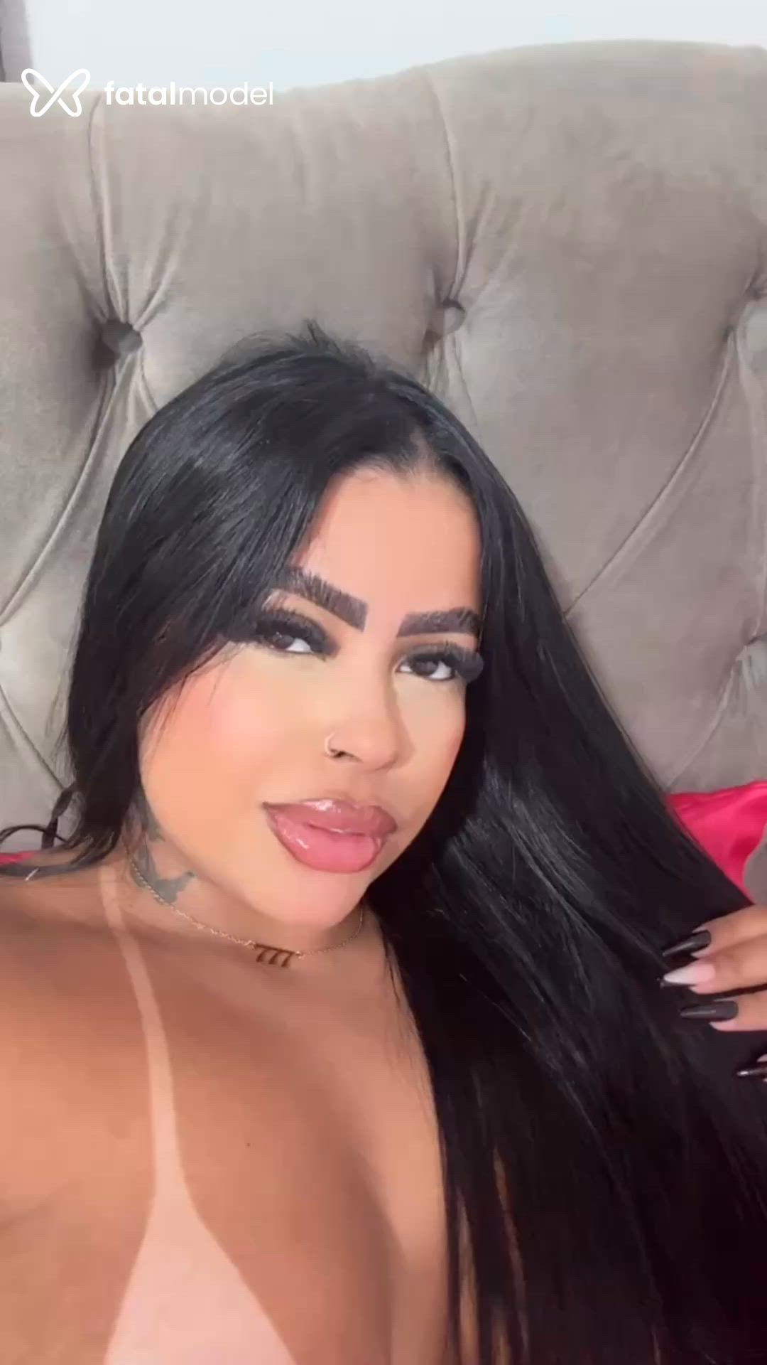 Acompanhante mulher morena (o) de olhos castanhos - Melissa Acompanhante mulher morena (o) de olhos castanhos - Melissa