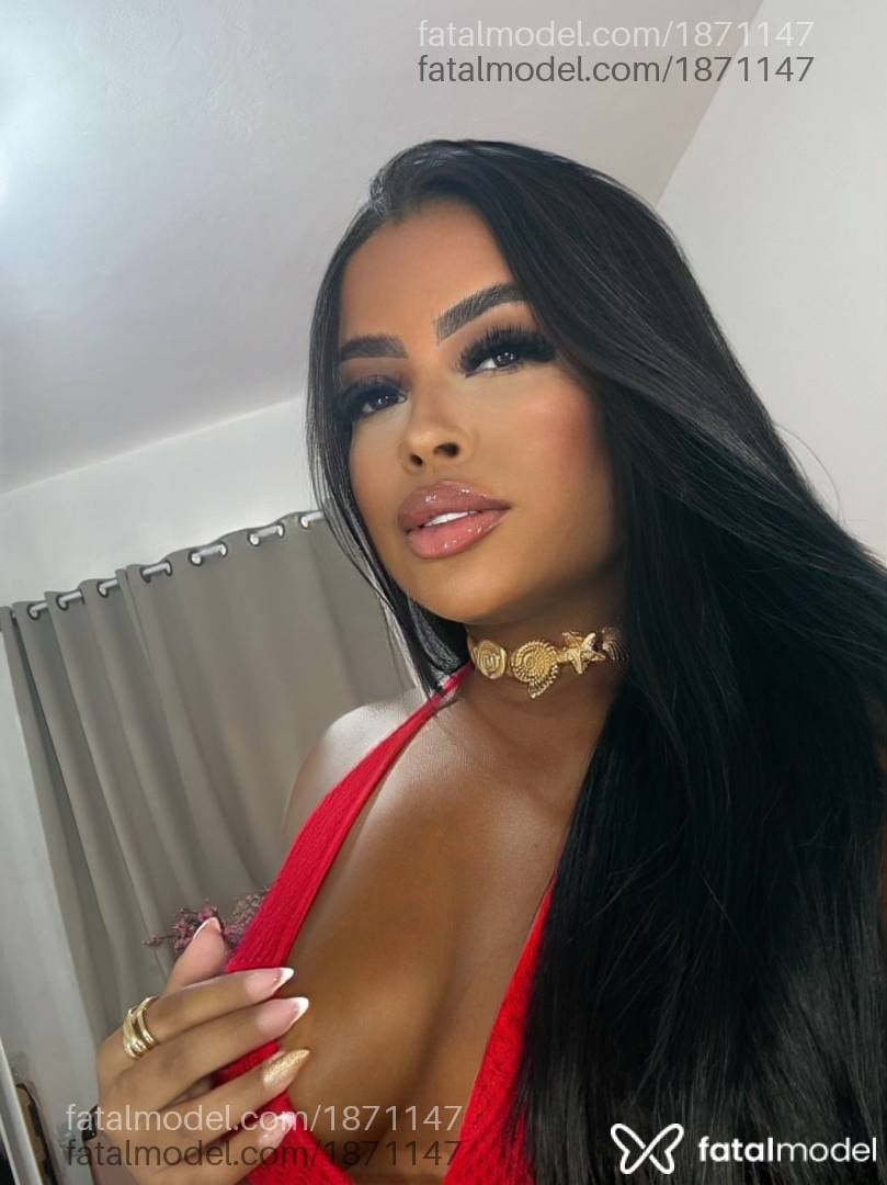 Acompanhante mulher morena (o) de olhos castanhos - Melissa