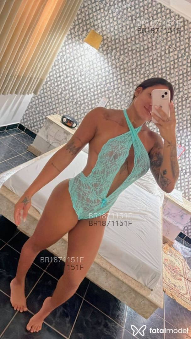 Acompanhante mulher morena (o) de olhos mel em Mococa Acompanhante mulher morena (o) de olhos mel em Mococa - Mel Errejota