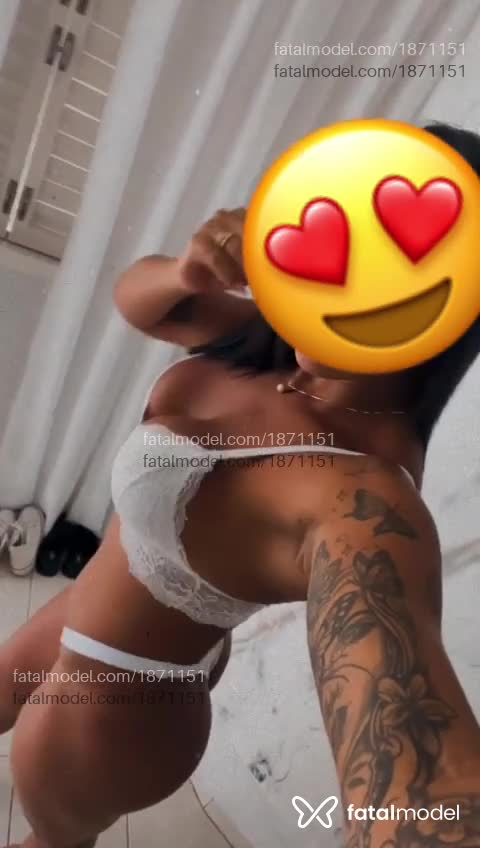 Acompanhante mulher morena (o) de olhos mel em Mococa Acompanhante mulher morena (o) de olhos mel em Mococa - Mel Errejota
