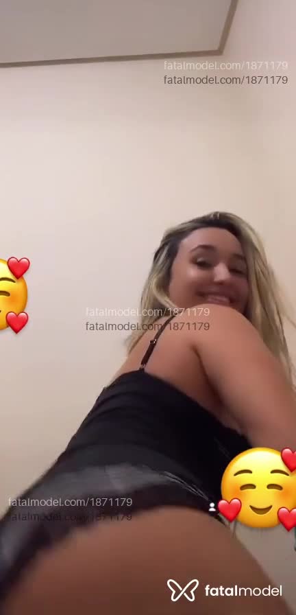 Acompanhante mulher loira (o) de olhos pretos em Bauru Acompanhante mulher loira (o) de olhos pretos em Bauru - Isadora