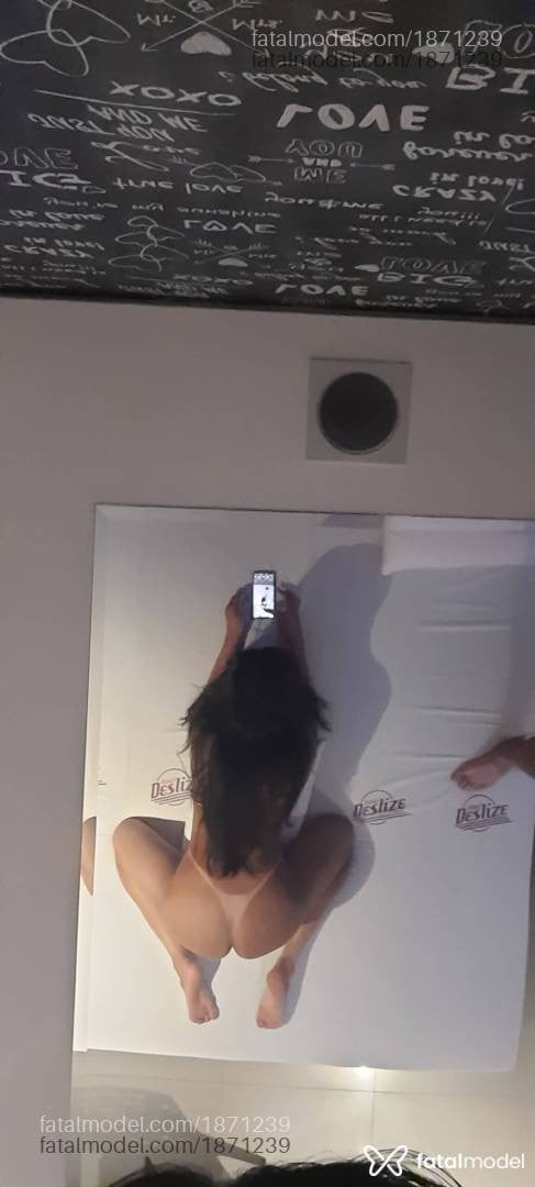 Acompanhante mulher trans com cabelo castanho de olhos pretos em Araguari - Fernanda Sousa