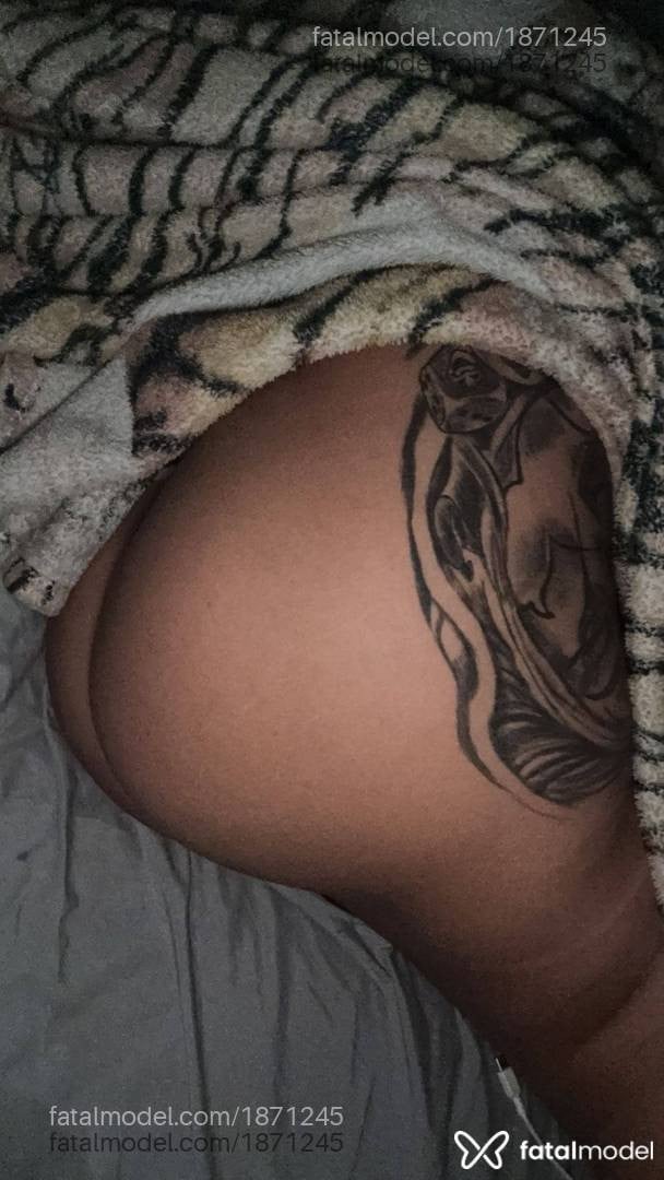 Acompanhante mulher morena (o) de olhos castanhos em Pará de Minas - Alicya