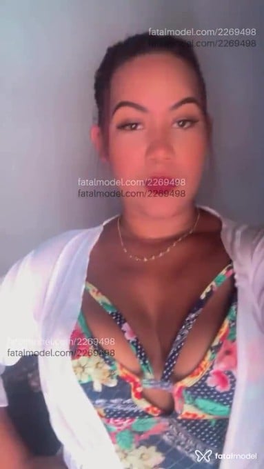Acompanhante mulher morena (o) de olhos castanhos em Rio de Janeiro - Tati Melo