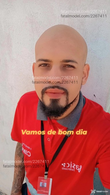 Acompanhante homem sem cabelo de olhos castanhos em Campinas - Diogo Nóbrega