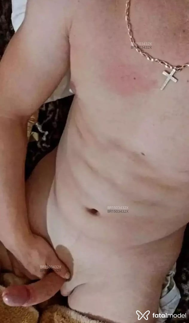 Acompanhante homem loira (o) de olhos castanhos em Chapecó - Gabriel
