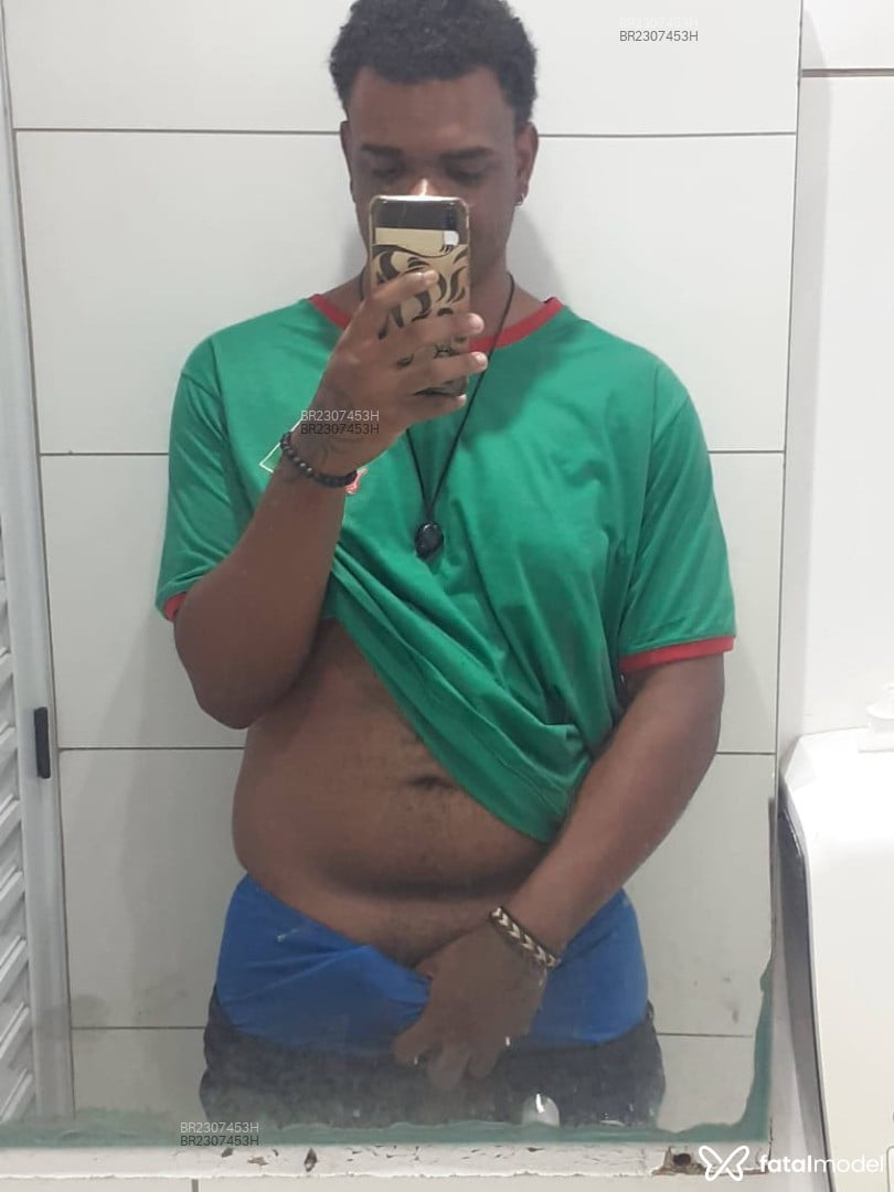 Acompanhante homem morena (o) de olhos castanhos em Limeira - Feeh Storm
