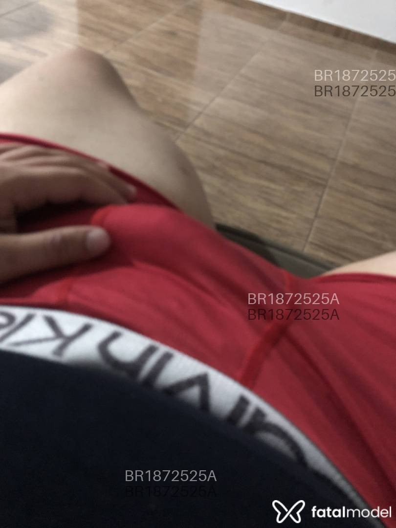 Acompanhante homem morena (o) de olhos castanhos em Xanxerê Acompanhante homem morena (o) de olhos castanhos em Xanxerê - Linguamagica