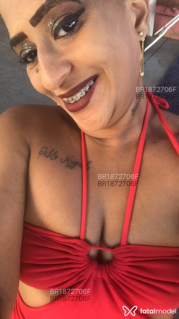 Acompanhante mulher com cabelo castanho de olhos castanhos em Limeira do Oeste - Vanessinha