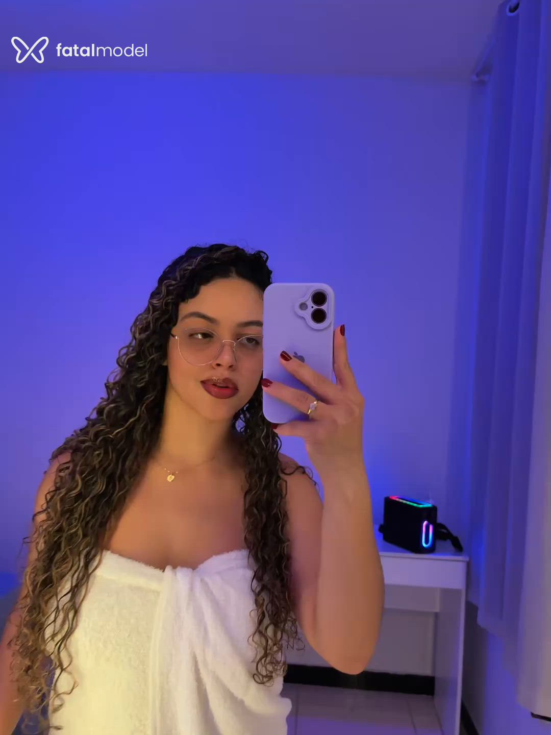 Acompanhante mulher loira (o) de olhos castanhos em Montes Claros Acompanhante mulher loira (o) de olhos castanhos em Montes Claros - Gabbi
