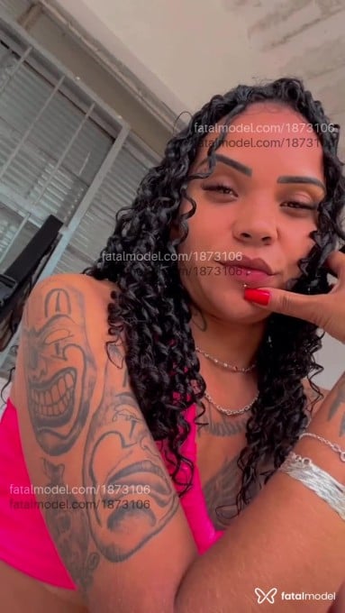 Acompanhante mulher morena (o) de olhos castanhos em Sacramento Acompanhante mulher morena (o) de olhos castanhos em Sacramento - Fernanda