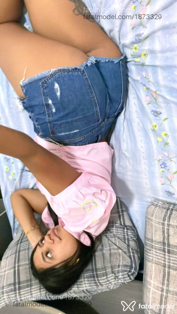 Acompanhante mulher com cabelo castanho de olhos pretos em Ourinhos - Bruna