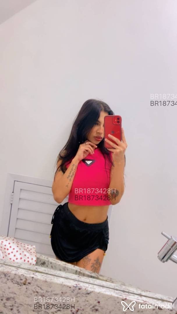 Acompanhante mulher morena (o) de olhos pretos em Brusque - Candy