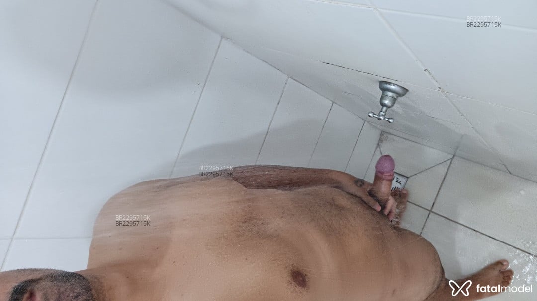 Acompanhante homem morena (o) de olhos castanhos em Três Lagoas Acompanhante homem morena (o) de olhos castanhos em Três Lagoas - Rolamorena