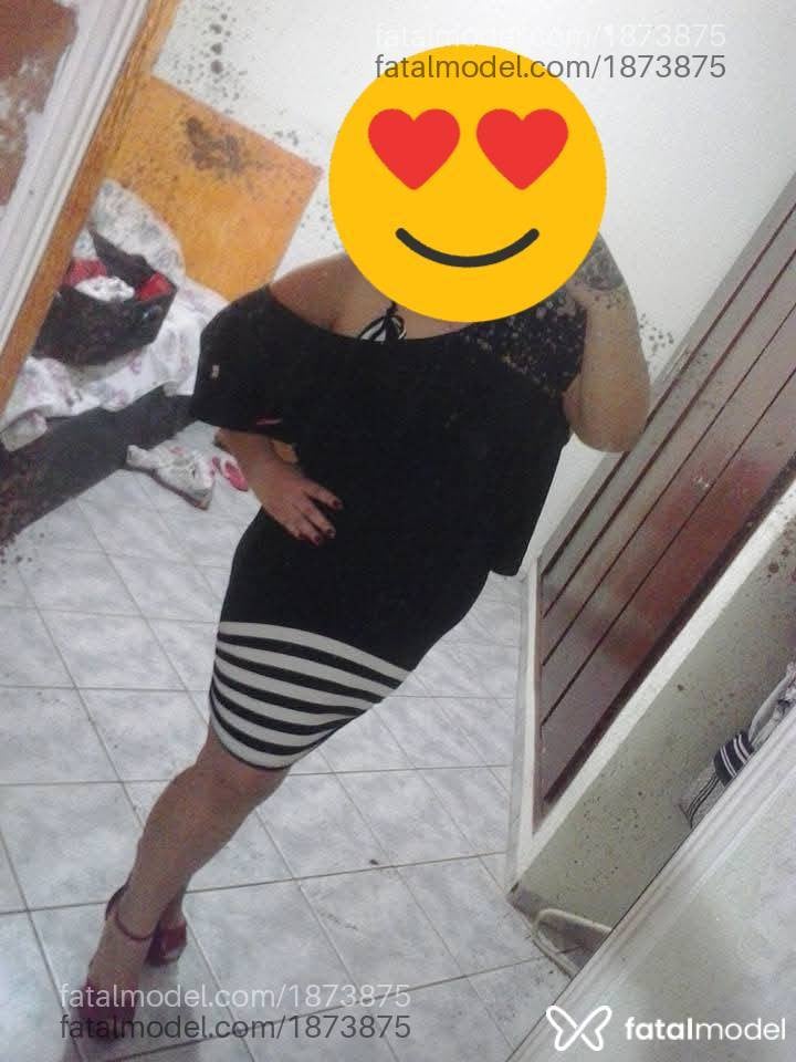 Acompanhante mulher morena (o) de olhos verdes - Flavia PluSize